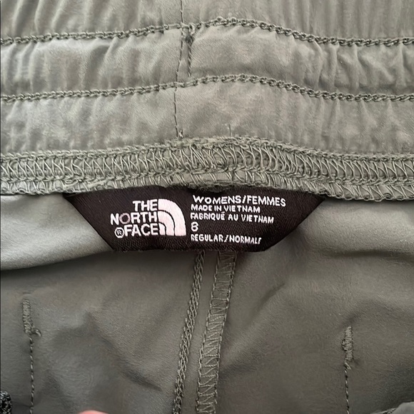 The North Face Women's Green Pants - Picture 6 of 6